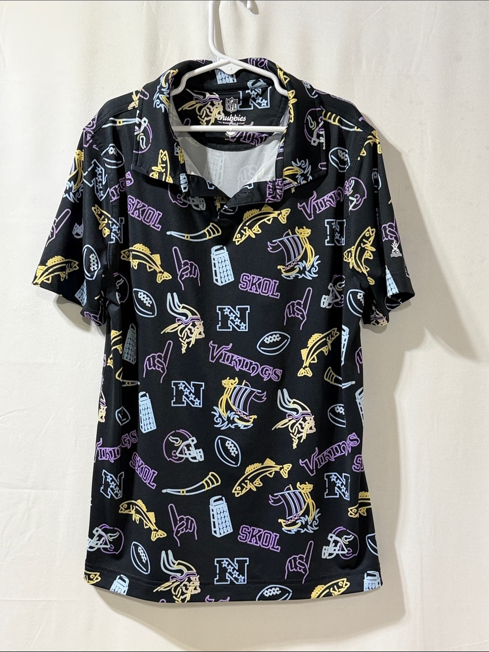 Youth chubbies Black Minnesota Vikings Logo Print Polo.